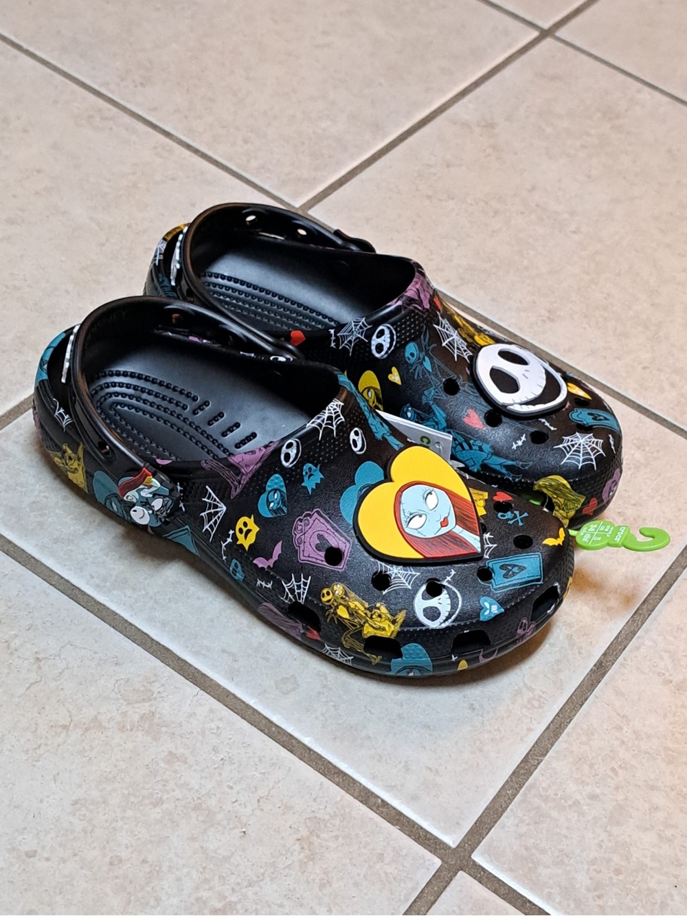 Crocs - Disney "The Nightmare Before Christmas" Classic Crocs - Women's size 9 - Picture 3 of 9